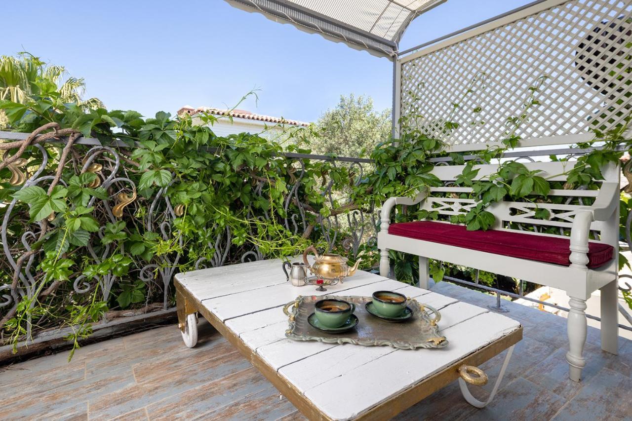La Capria Suite Hotel Алачати Экстерьер фото